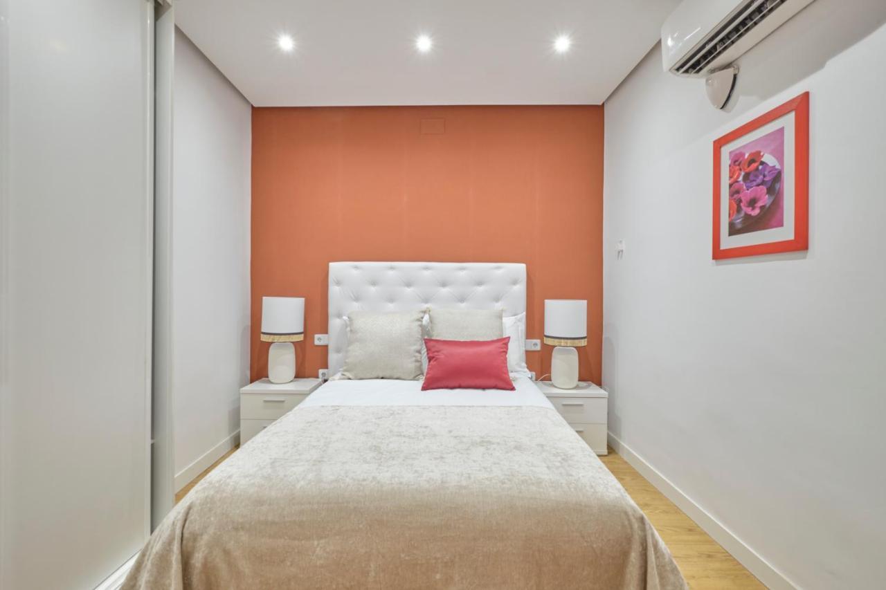 Apartamentosensol มาดริด ภายนอก รูปภาพ